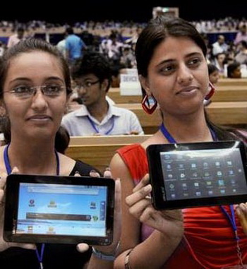 Indian tablet Aakash v2